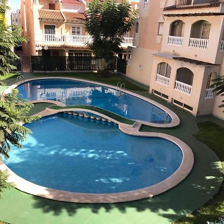 Carmina Apartment, Disfruta Del Sol Y Del Relax! Torrevieja Bagian luar foto
