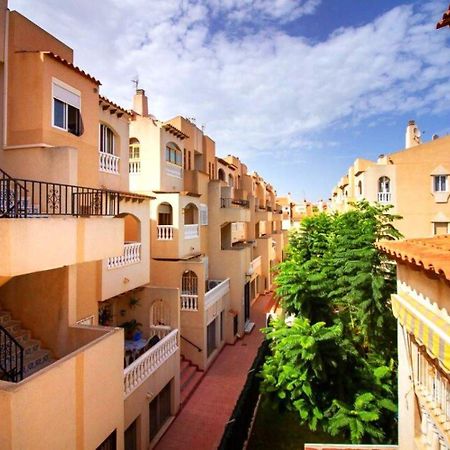 Carmina Apartment, Disfruta Del Sol Y Del Relax! Torrevieja Bagian luar foto